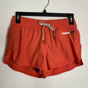 Vuori Clementine Short Women's Size Small Papaya Orange Athletic Gym